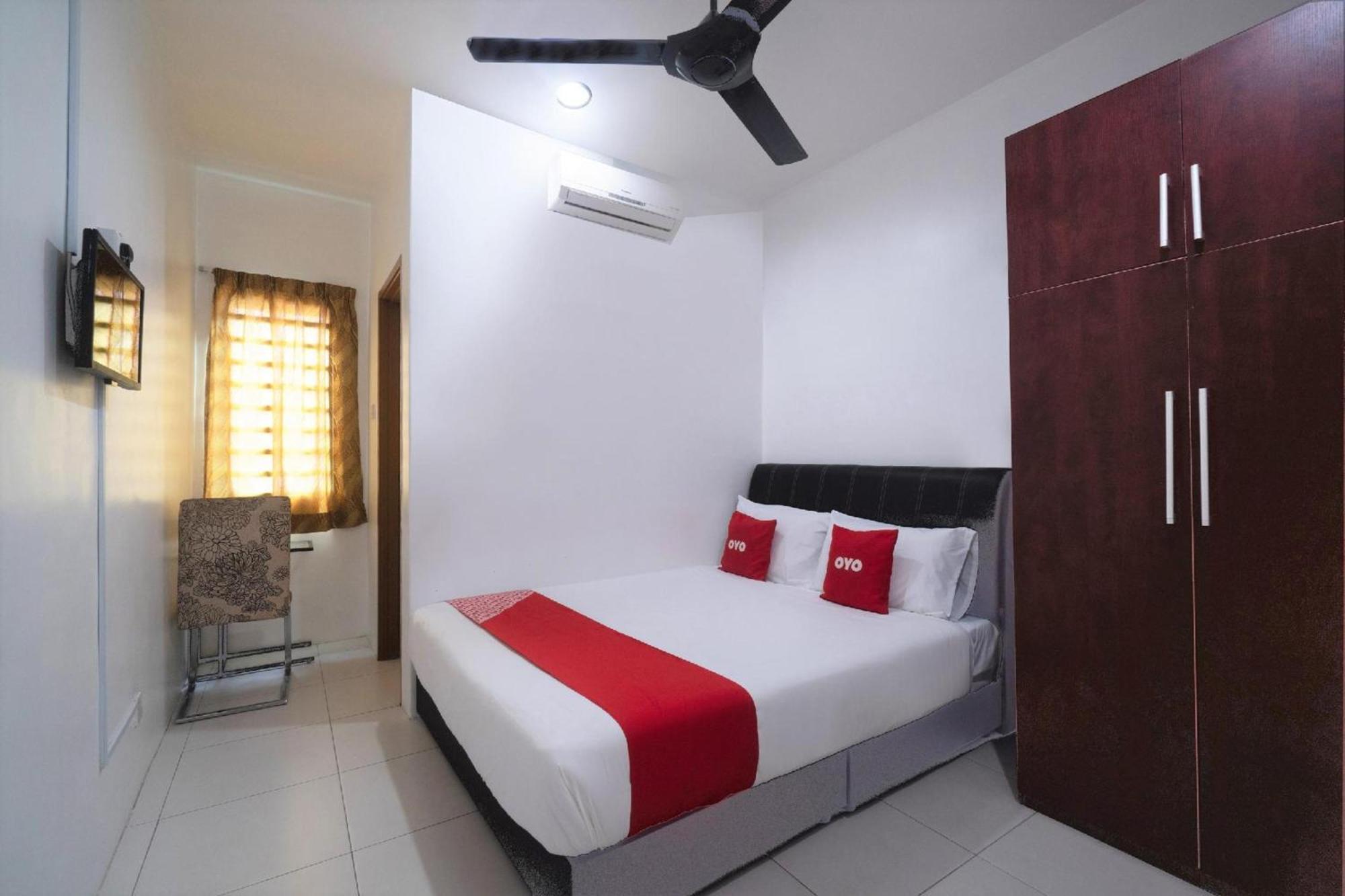 Oyo 91089 Motel Fasa 2B Seri Manjung Exterior photo