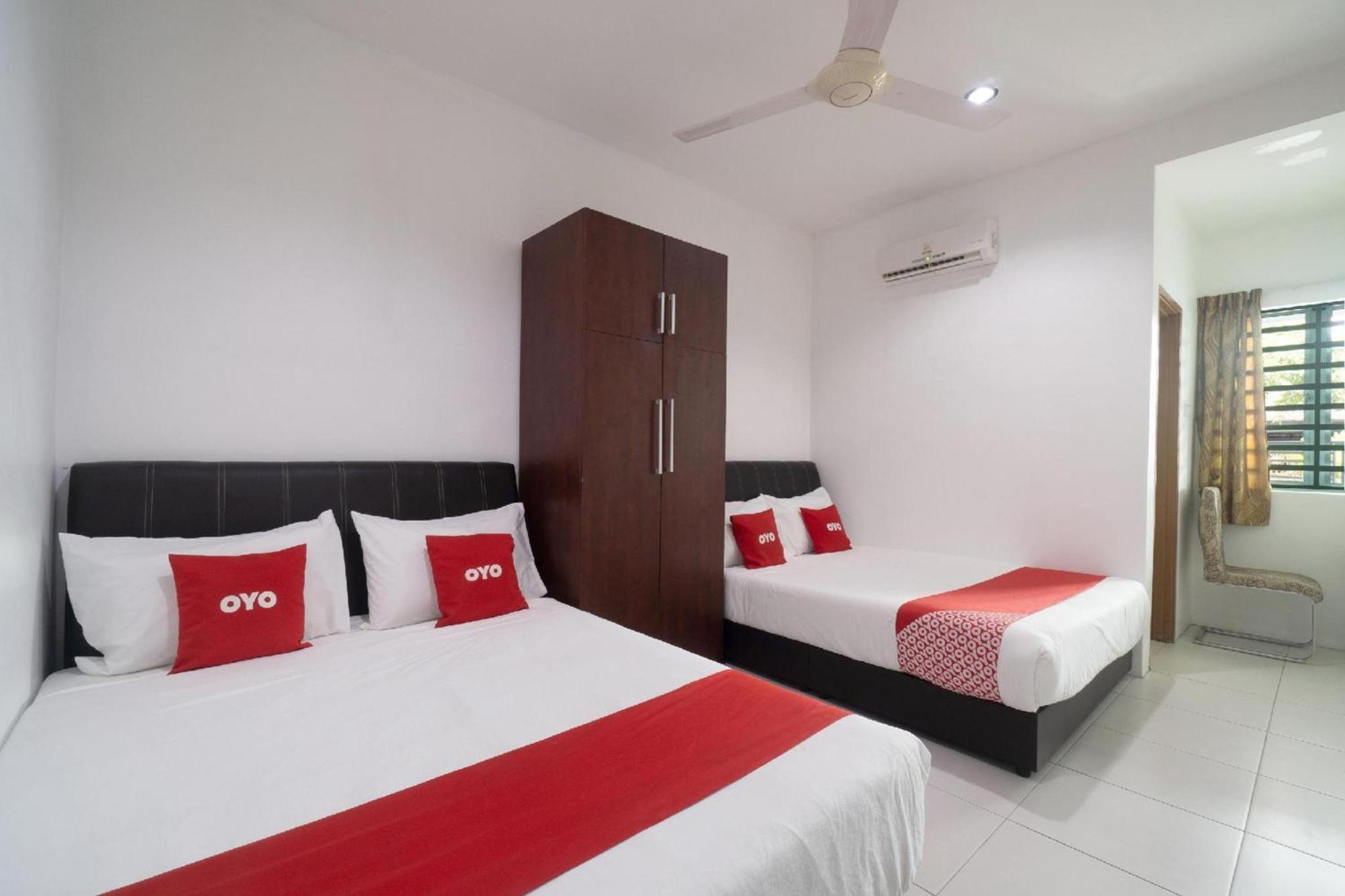 Oyo 91089 Motel Fasa 2B Seri Manjung Exterior photo